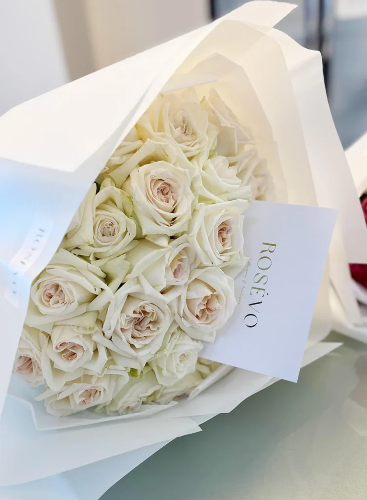 25 White Ohara - Image 3
